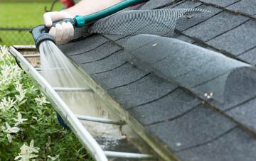 Staoinebrig gutter cleaning costs