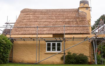 Staoinebrig thatch roofing costs